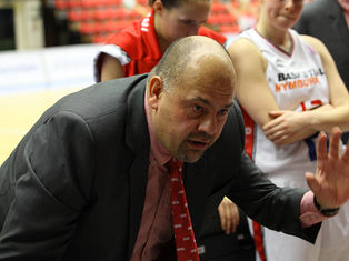 "אופיר לא הגיעה להיות שחקנית ספסל"