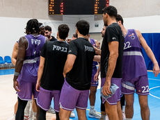 סטטוס קוו בצמרת