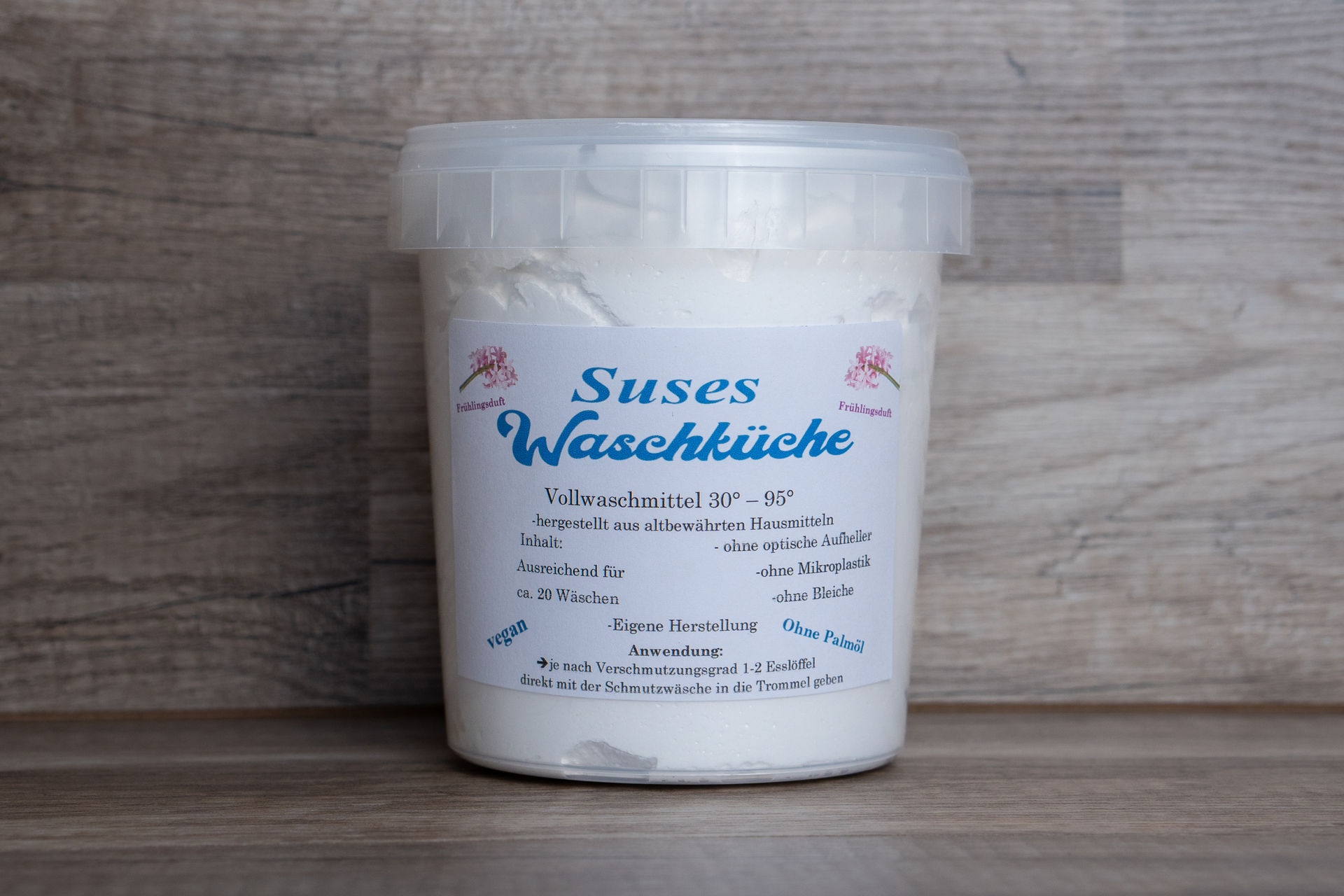 Waschmittel im Becher