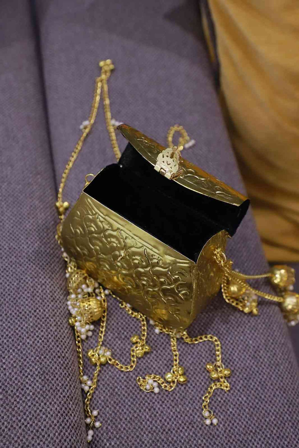 Thumbnail: Heritage Tassel Metal Bag