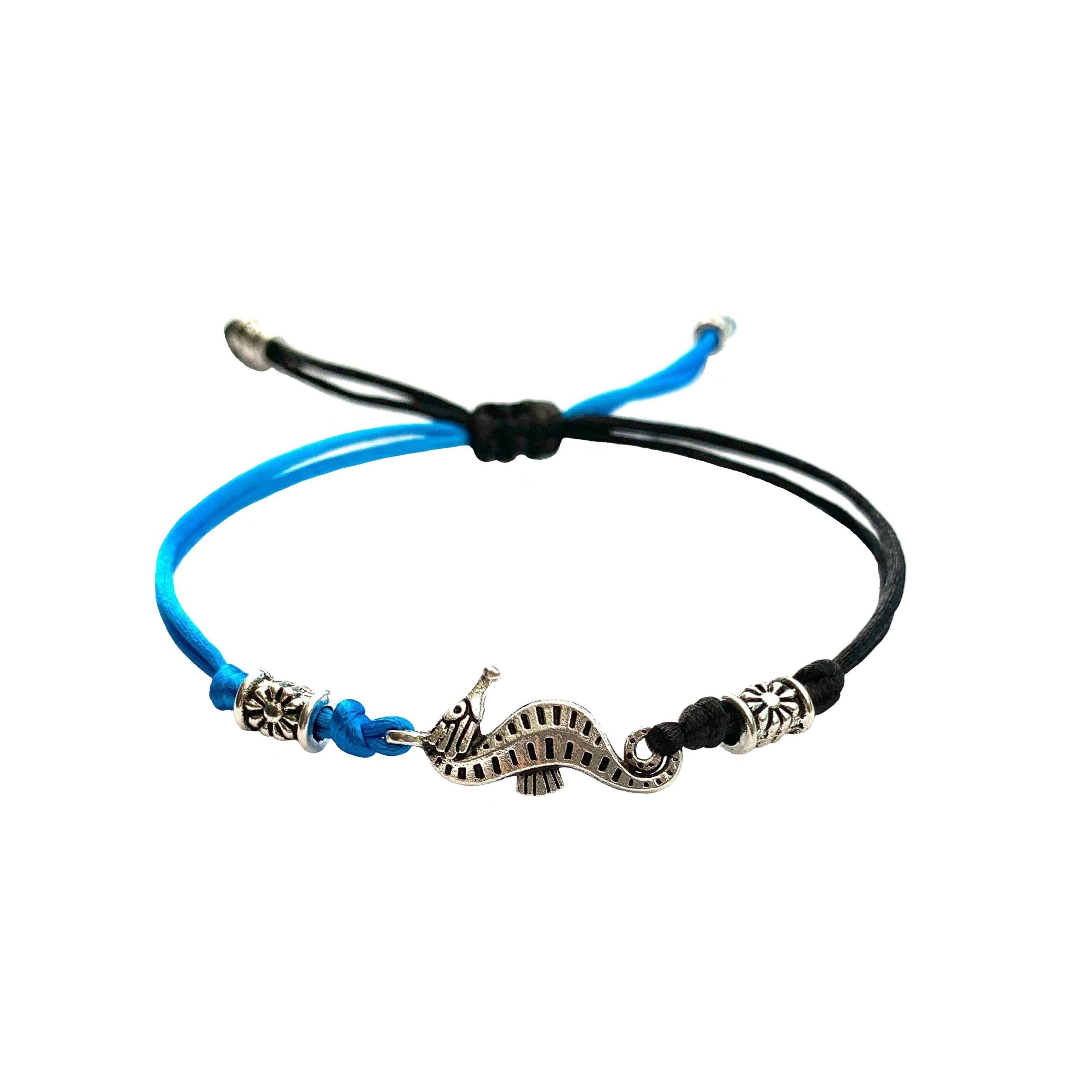 Bracelet deux couleurs style marin HIPPOCAMPE. CHEVAL DE MER. MARIN. OCÉAN. POISSON; Perles tibétaines