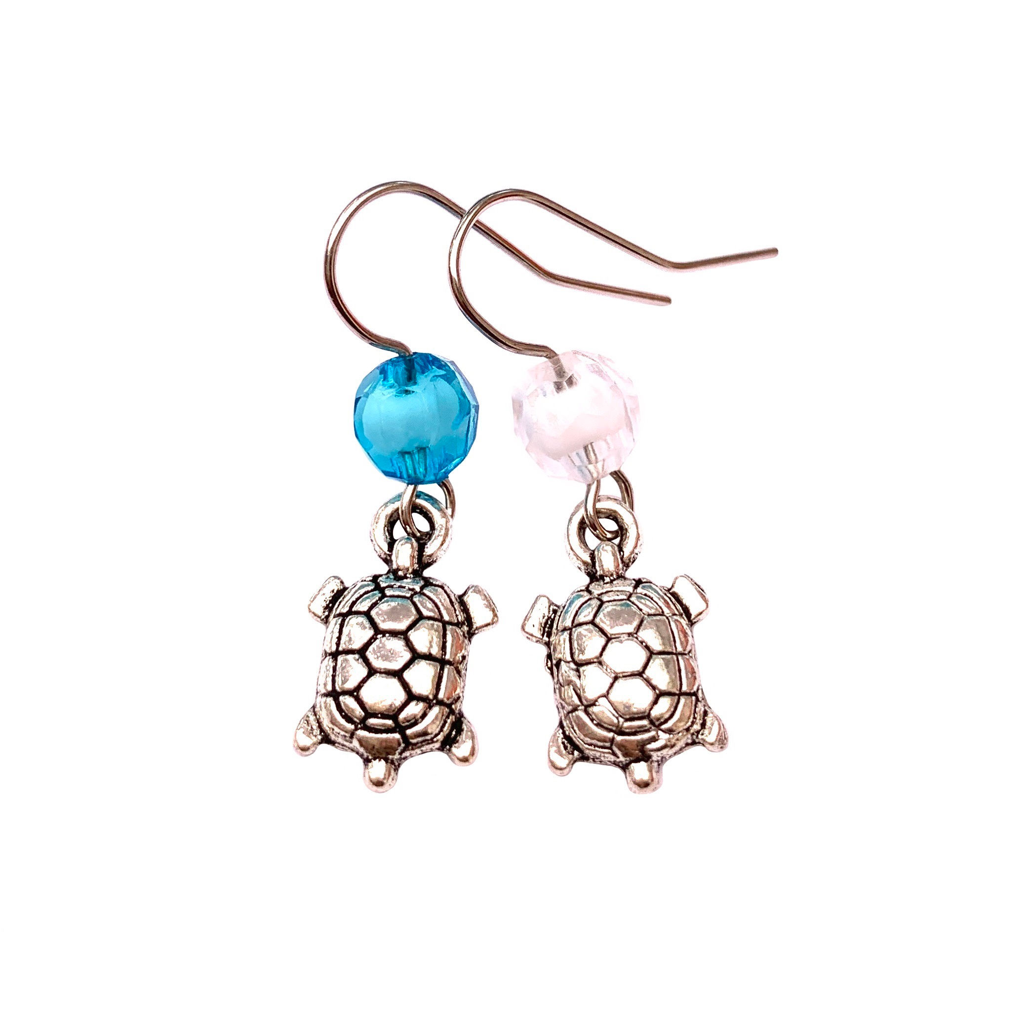 Boucles d'oreilles fantaisies style marin TORTUE perle acrylique bleu blanc