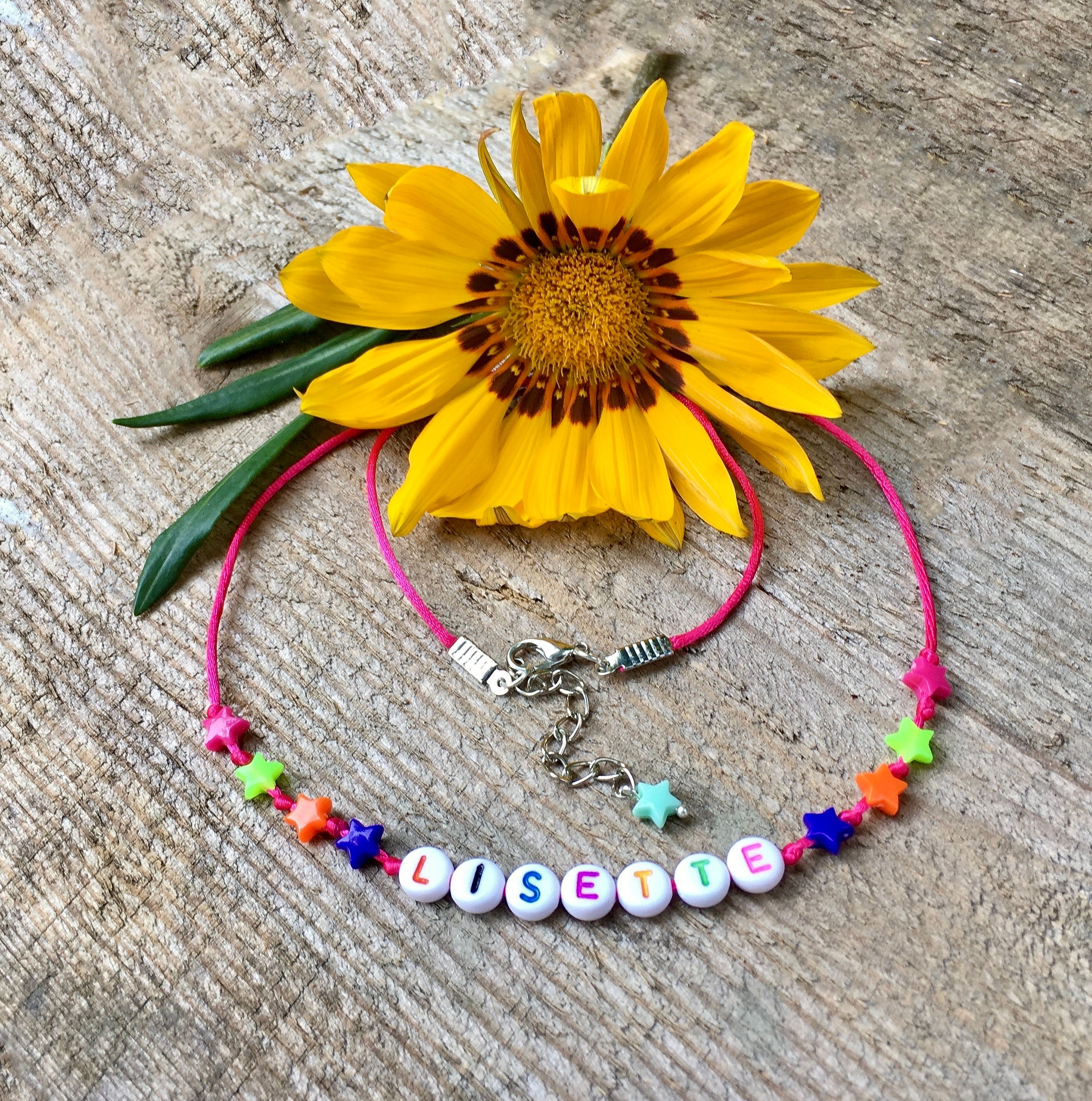 Collier personnalisable avec prénom Lisette (modèle exemple)