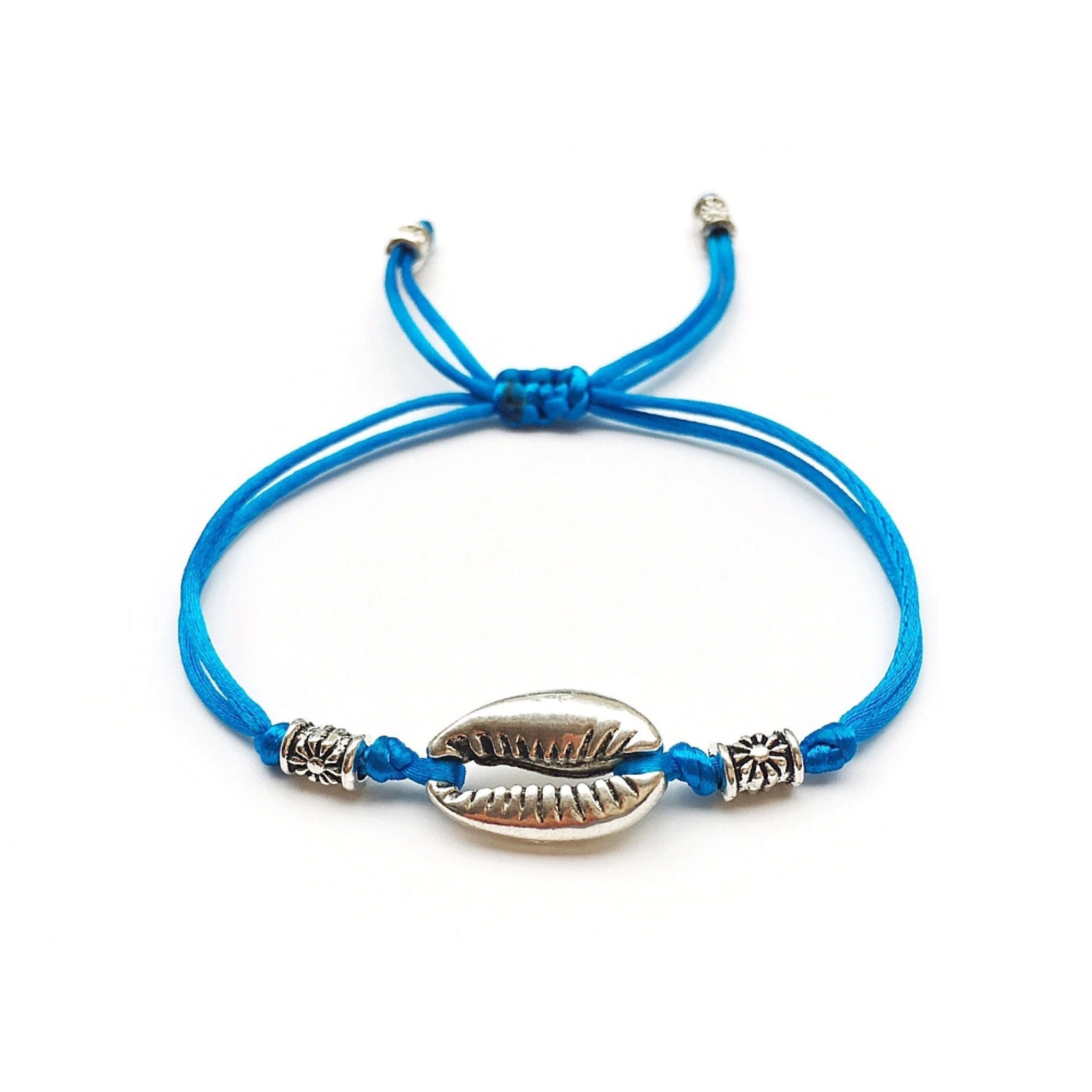 Bracelet personnalisable COQUILLE COQUILLAGE Plage SUMMER Vacances Océan Style marin. Perles tibétaines. Cordon satin.