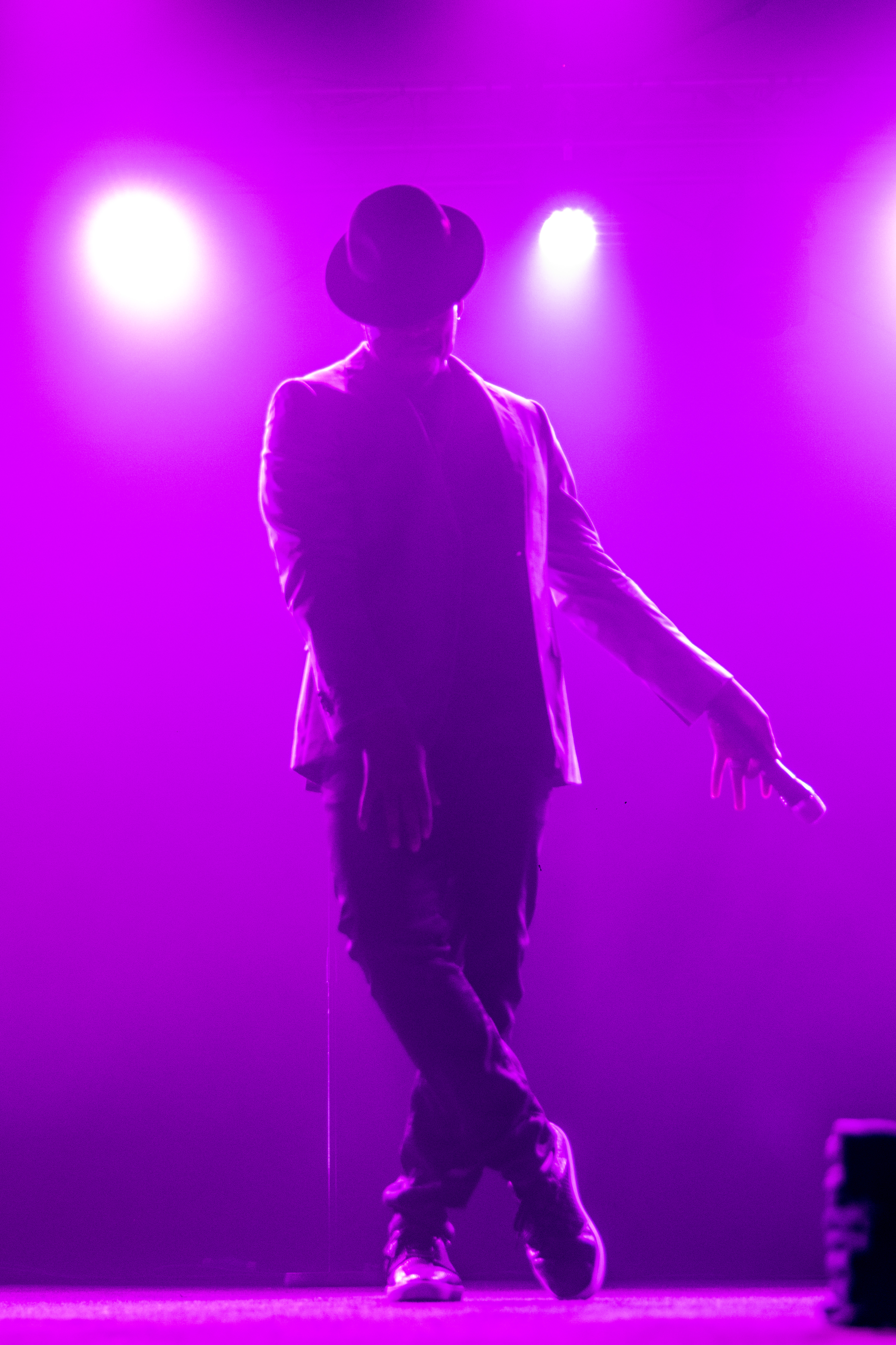 NE-YO