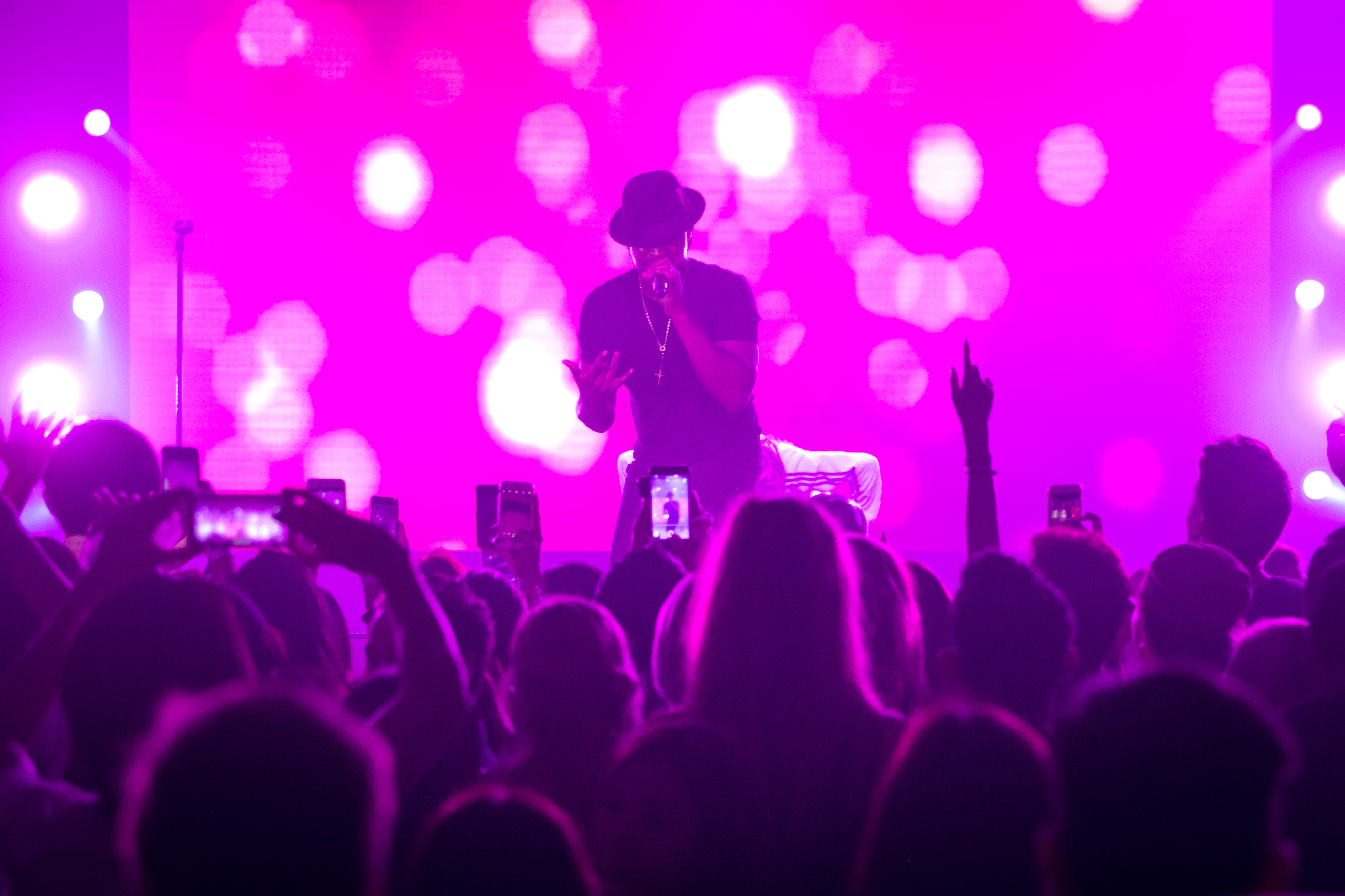NE-YO