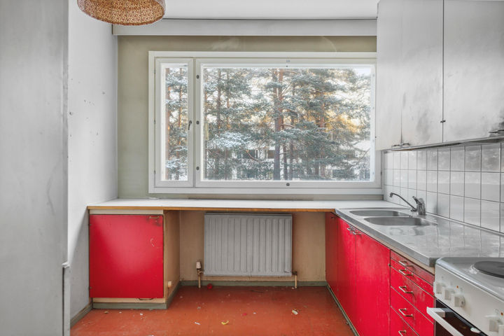 Keittöremontit pääkaupunkiseudulla - vanha keittiö