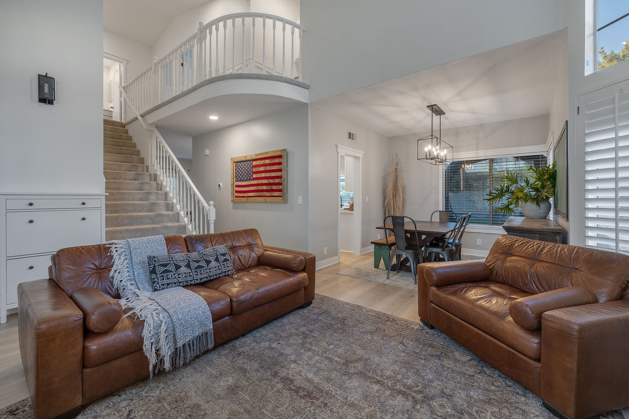 living room 23C59A2353.jpg