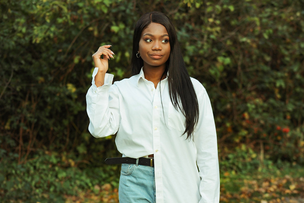 Fashion blogger | Mom Jeans Style