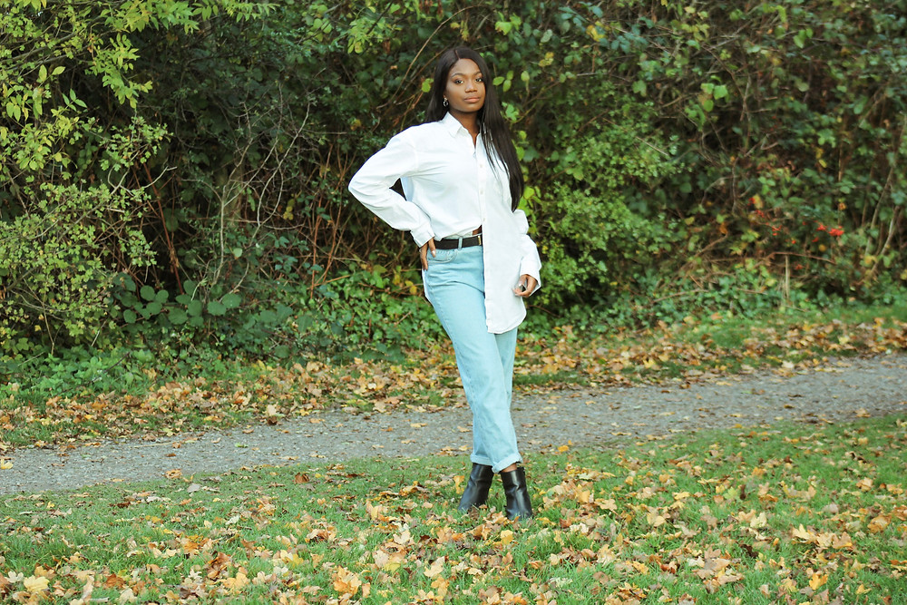 Fashion blogger | Mom Jeans Style