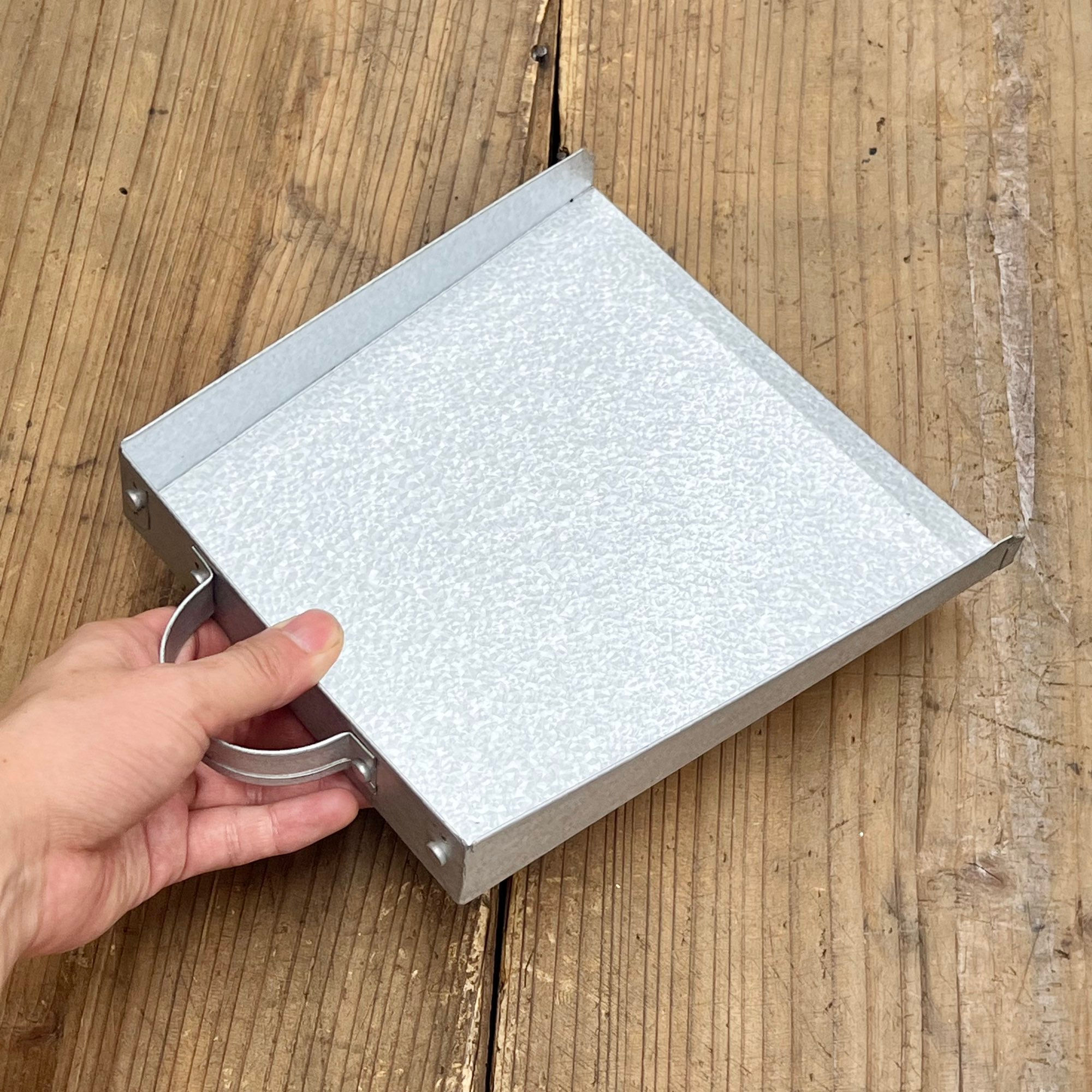 昔ながらのブリキ卓上チリトリ