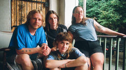 Sadurn Release New Single 'the weight'