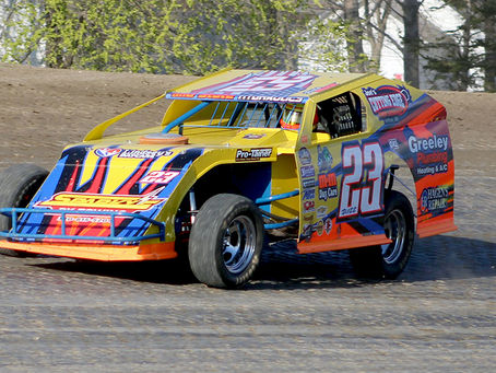 Thoennes, Muzik, Saurer, Satter Post Wins at Viking