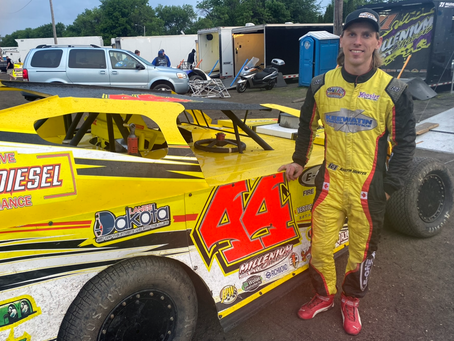 Hunter Has Enjoyed Sustained Success in Midwest Modifieds
