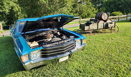 Stray Cats Car Show iat Weldon Mills Distillery