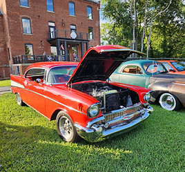 Stray Cats Car Show iat Weldon Mills Distillery