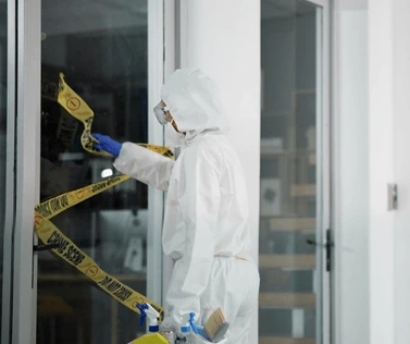 worker-team-barrier-tape-forensic-600nw-2490740173.png
