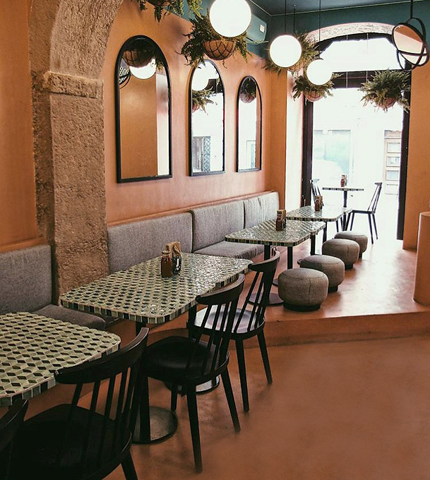 JUICY restaurant
