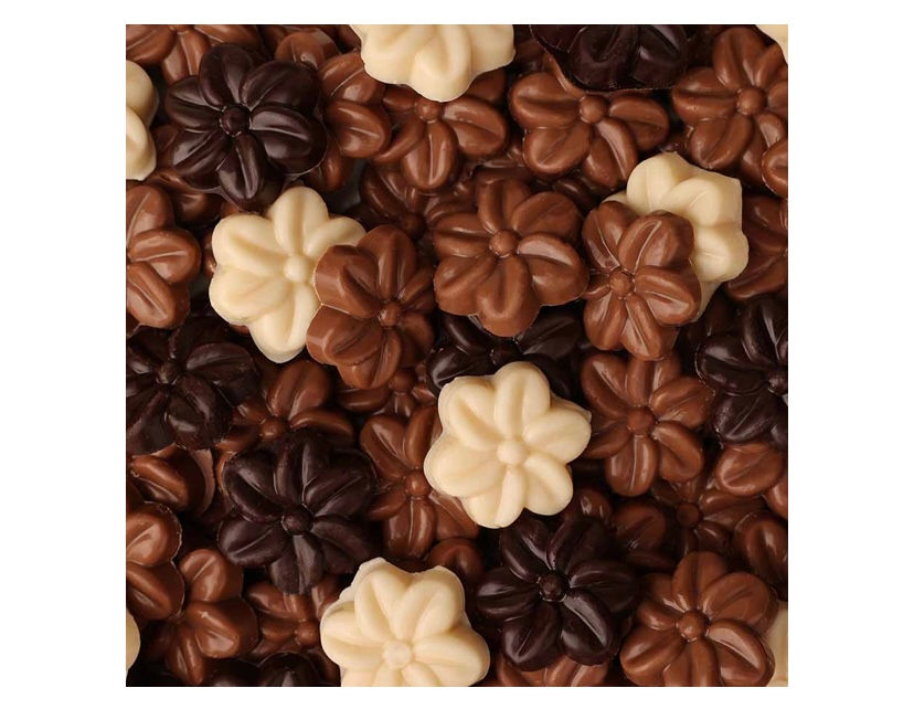 Thumbnail: Blossom (milk ,dark ,white chocolate )