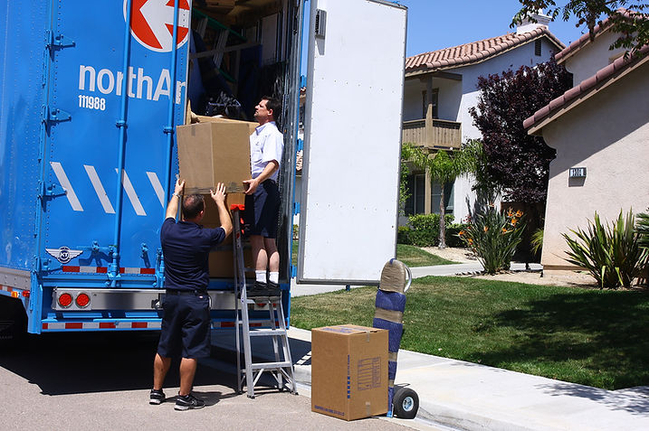 unloading truck IMG_1073_clean_small.jpg