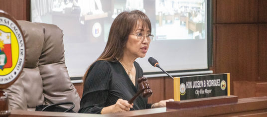 Pagsulbad sa baha sa Barangay 32, gisuportahan sa Konseho