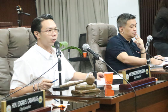 Goking mipasalamat sa pagpahimutang og mga timbangan ng bayan sa kamerkadohan