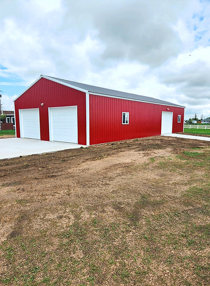 red barn_edited.jpg