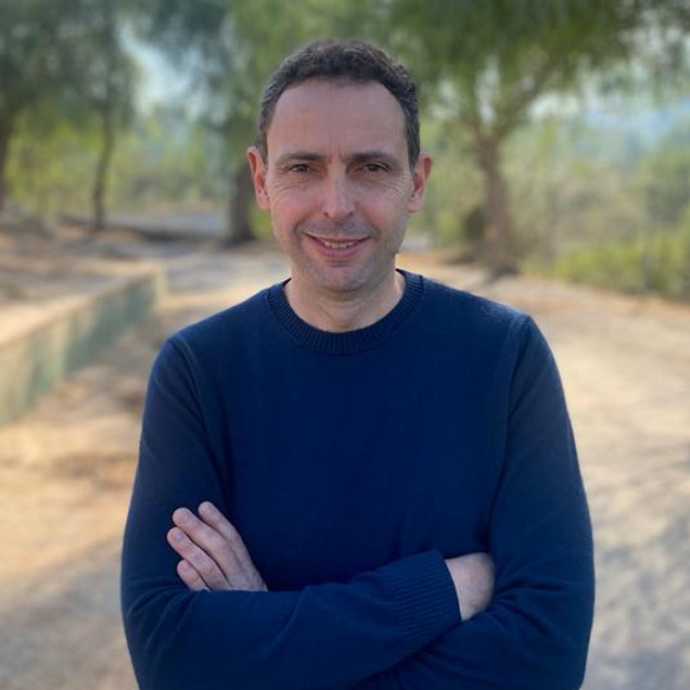 Miguel López, Professional Services Director