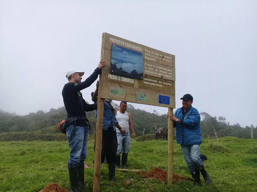Cuenca Verde: Instalación de Vallas en los Predios de Influencia