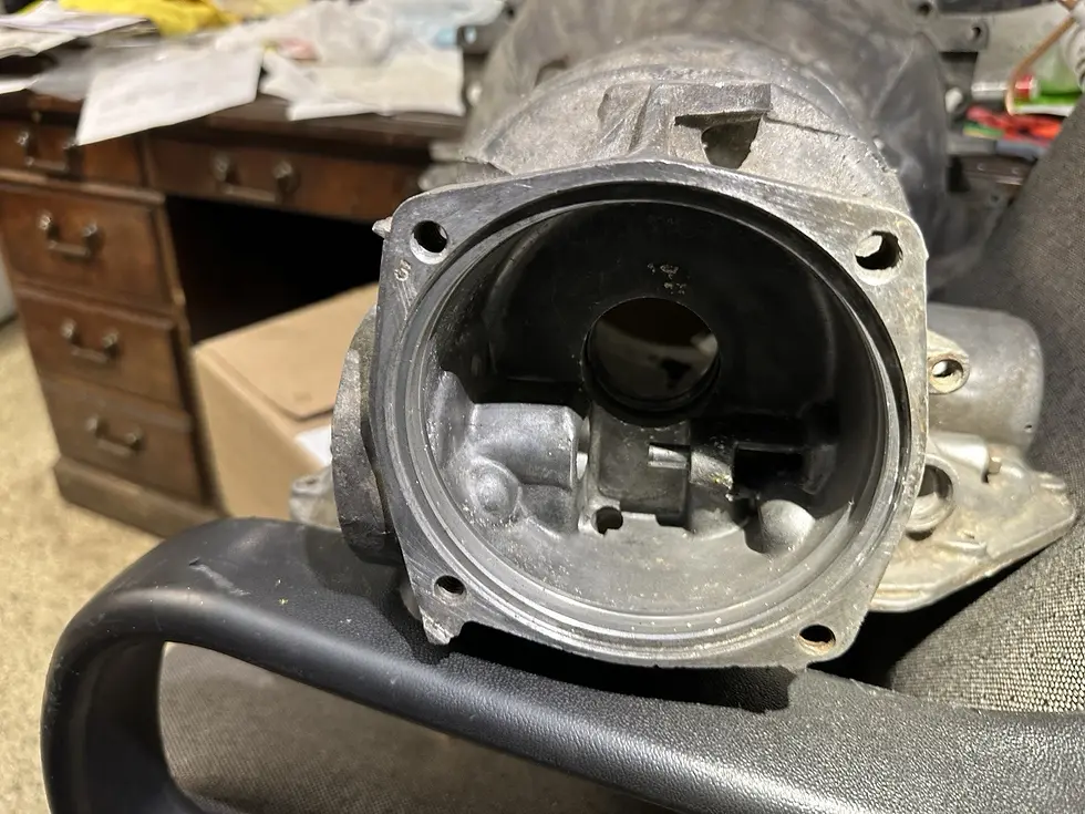 Thumbnail: TH350 TRANS CASE EMPTY BOP CASTING NUMBER CFD 86404011 NONE LOCK UP