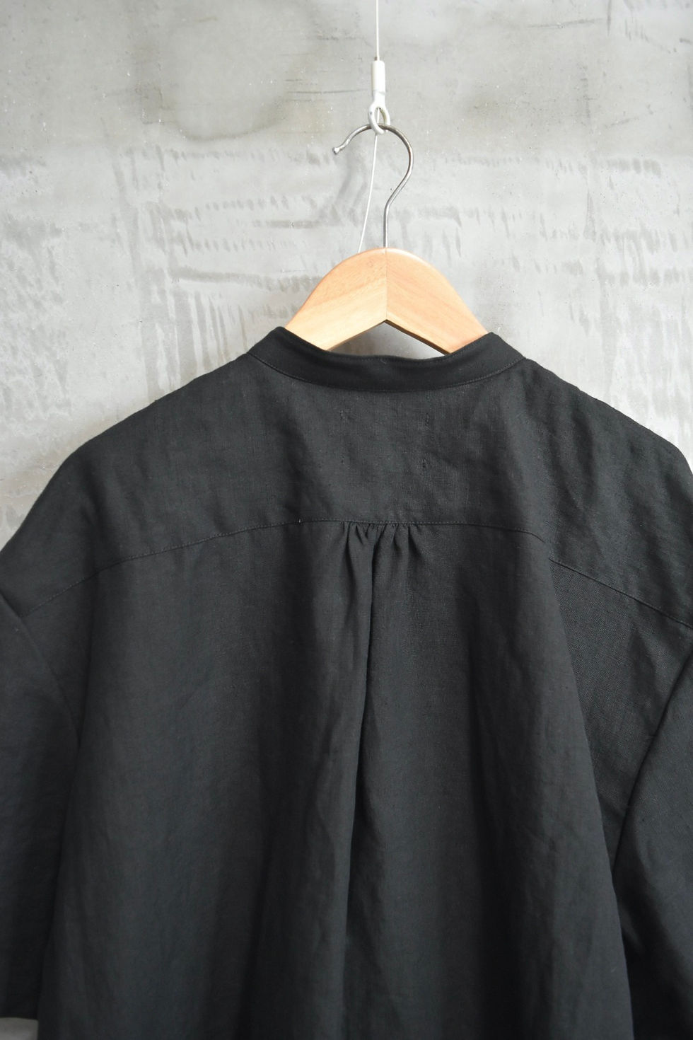 サムネイル： linen S/S pleats SH col:Black