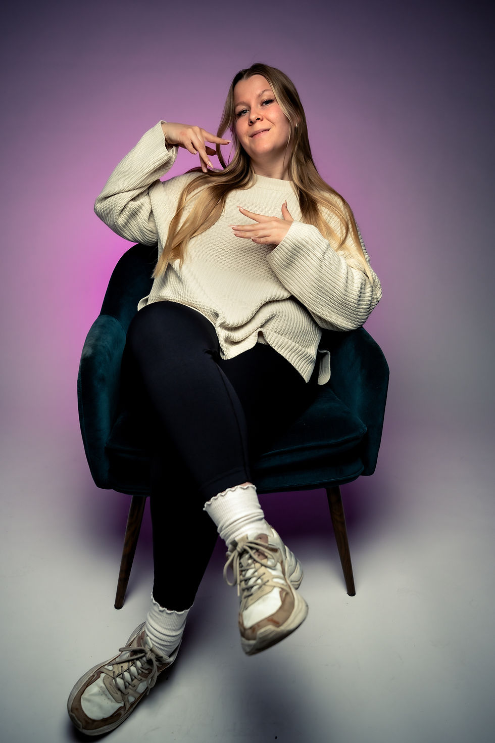 Emily von motionONE
