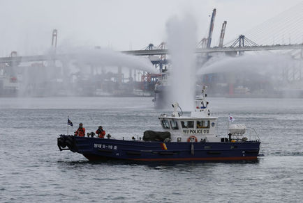 부산해경, ‘LNG 선박 폭발 사고’ 대비 합동 훈련 실시