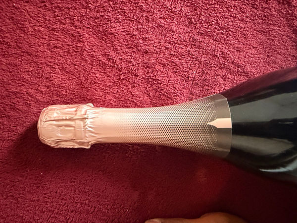 Bouteille de champagne rosé