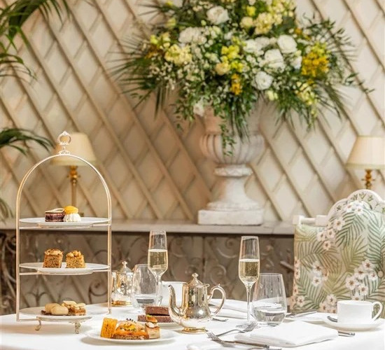 #7. 04-10-2024. No condiment set or silver tongs to compliment the afternoon tea display? - 2 dessert spoons are missing from the table place settings?