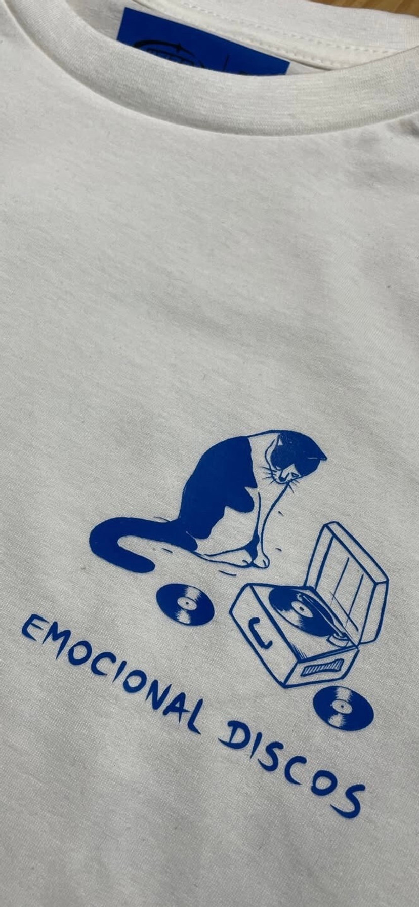 Miniatura: Camiseta básica emocional discos - Sala