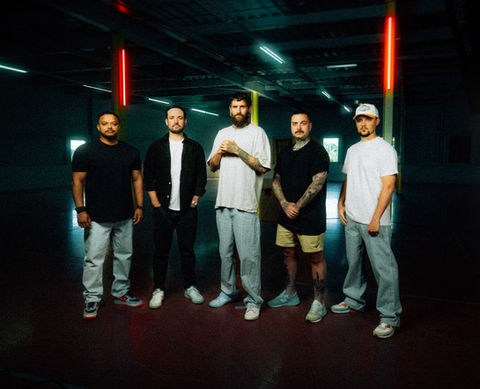 Bandfoto im Industrielook mit Studio Licht Fotograf Oliver Ospelt