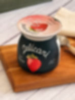 Iogurte Delicari de morango para coffee break corporativo Pão e Talho em São Paulo