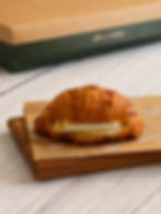 Mini sanduíche no croissant para coffee break corporativo Pão e Talho em São Paulo