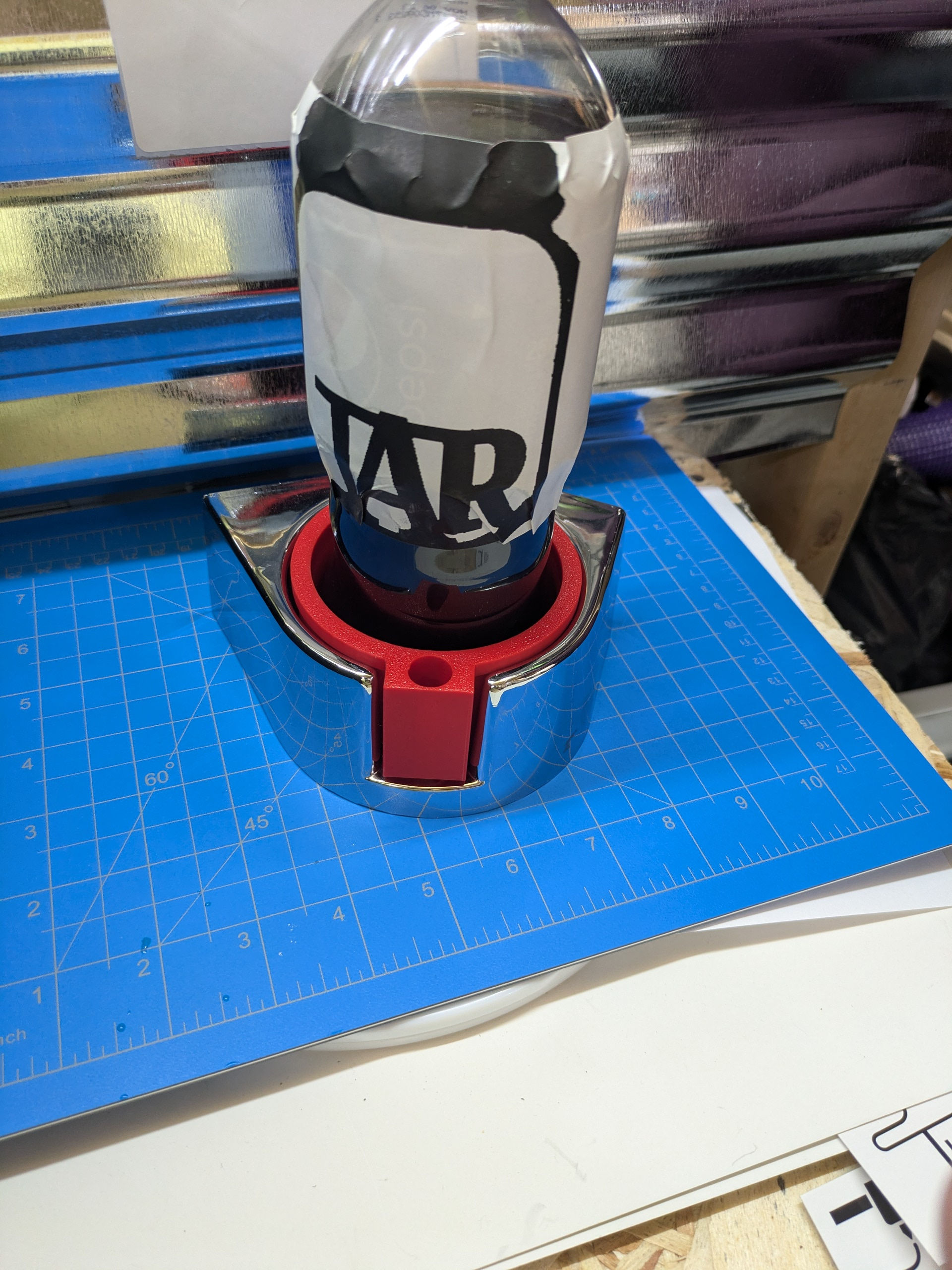 Classic, Century, Coronado & Columbia Freightliner truck cup holder(RED