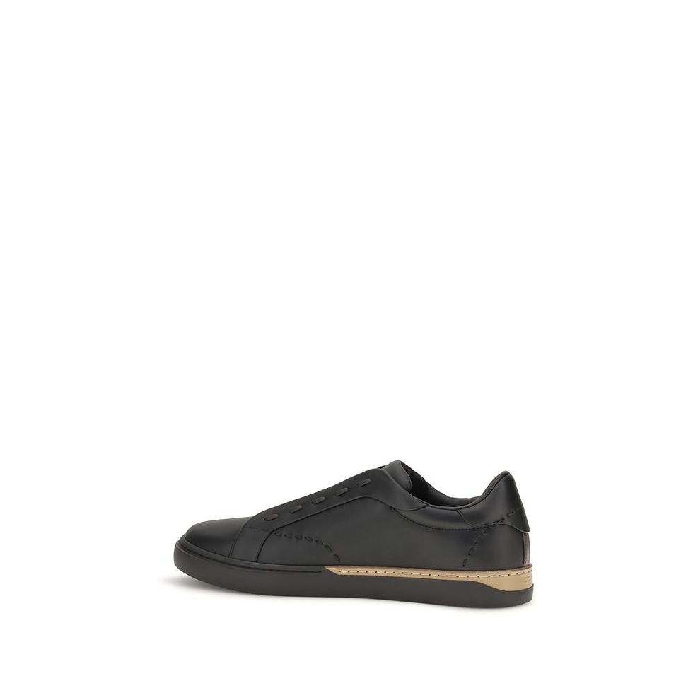 Thumbnail: Fendi Black Calf Leather Bos Taurus Sneakers