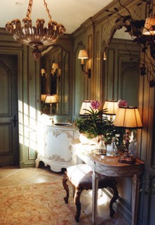 Ladies Powder Bath