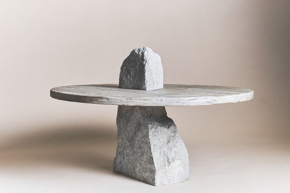 Miniatura: Mesa II redonda de granito y roble