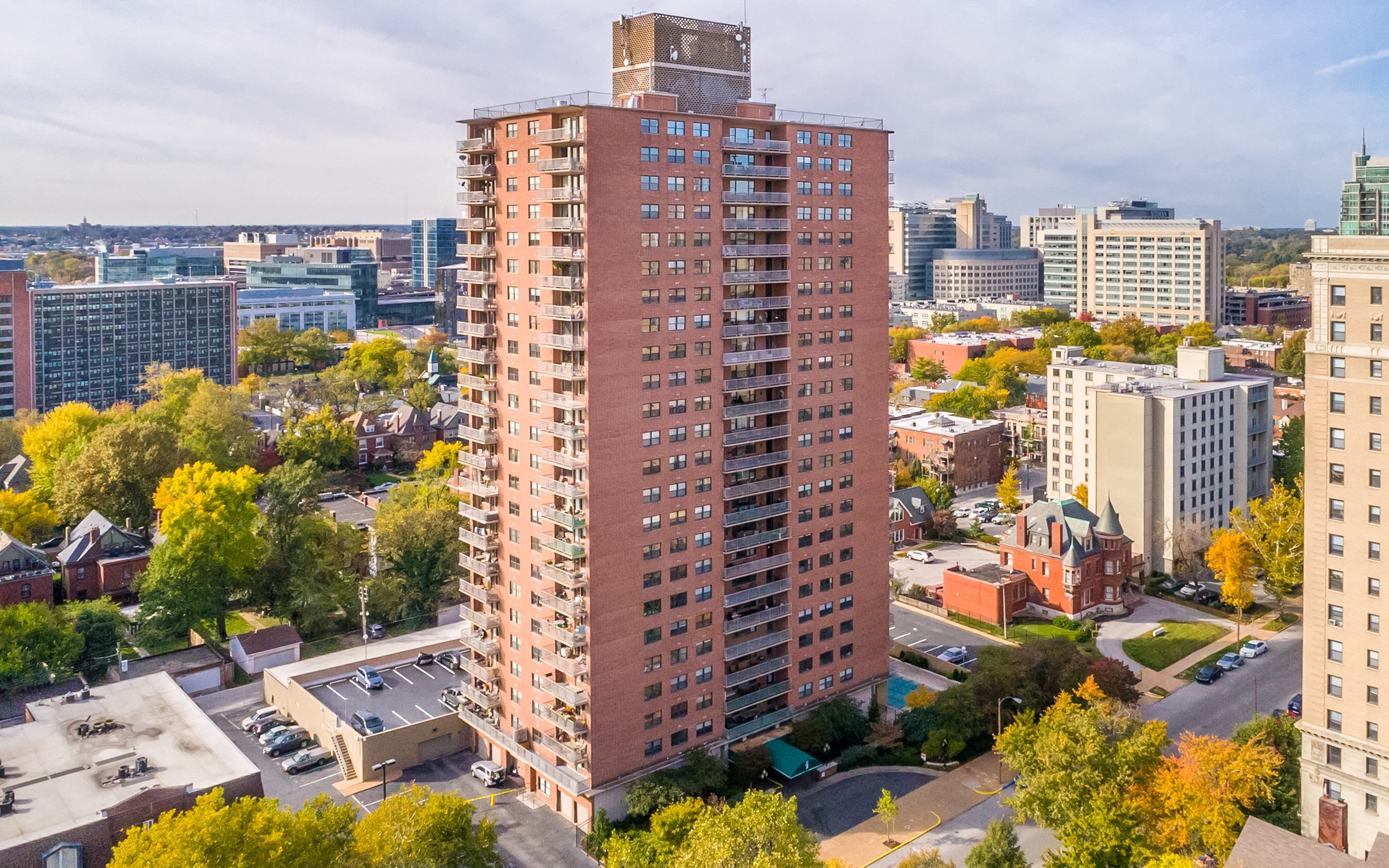 Central West End │Top Realtors│Lofts Condos Homes│St Louis│MO