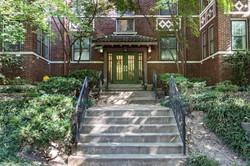 5367 Pershing 9 SOLD