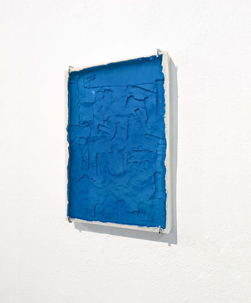 Aus dem Augenwinkel blau schraeg 2.jpg