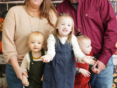 When Dad Makes That Face: Capturing Real Family Giggles with Portland Family Photographer