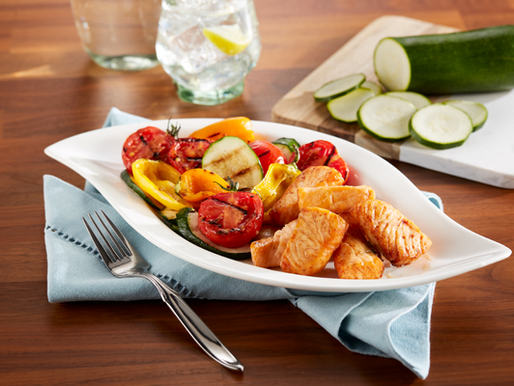 Mediterranean Air-fried Salmon with Veggies