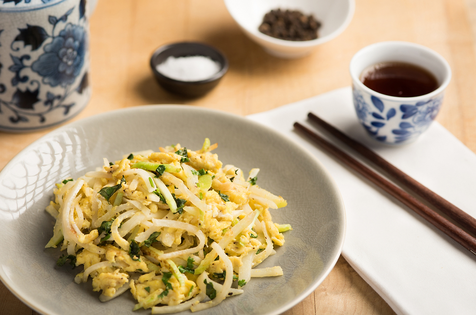 Stir-Fried Kohlrabi & Scrambled Eggs
