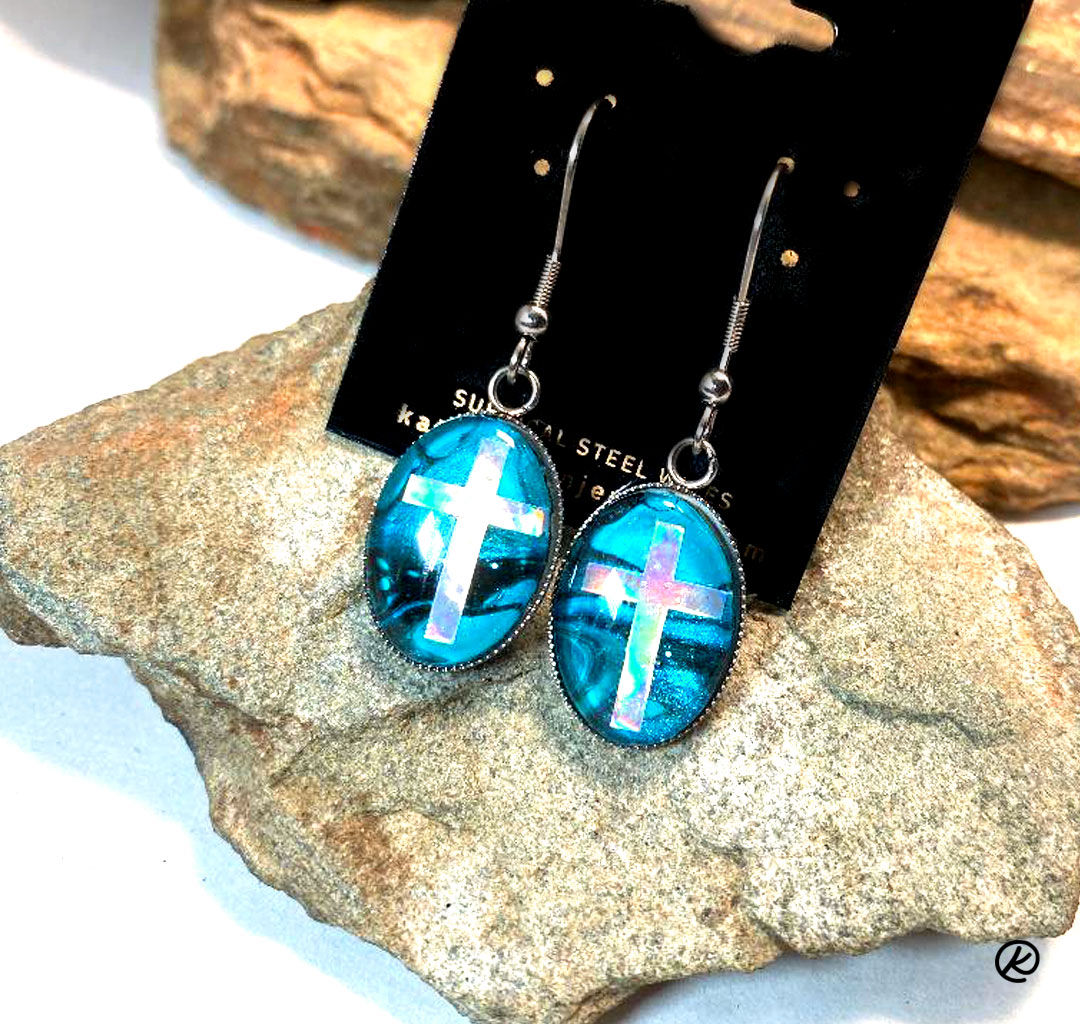 Surgical steel oval earrings with holographic crosses